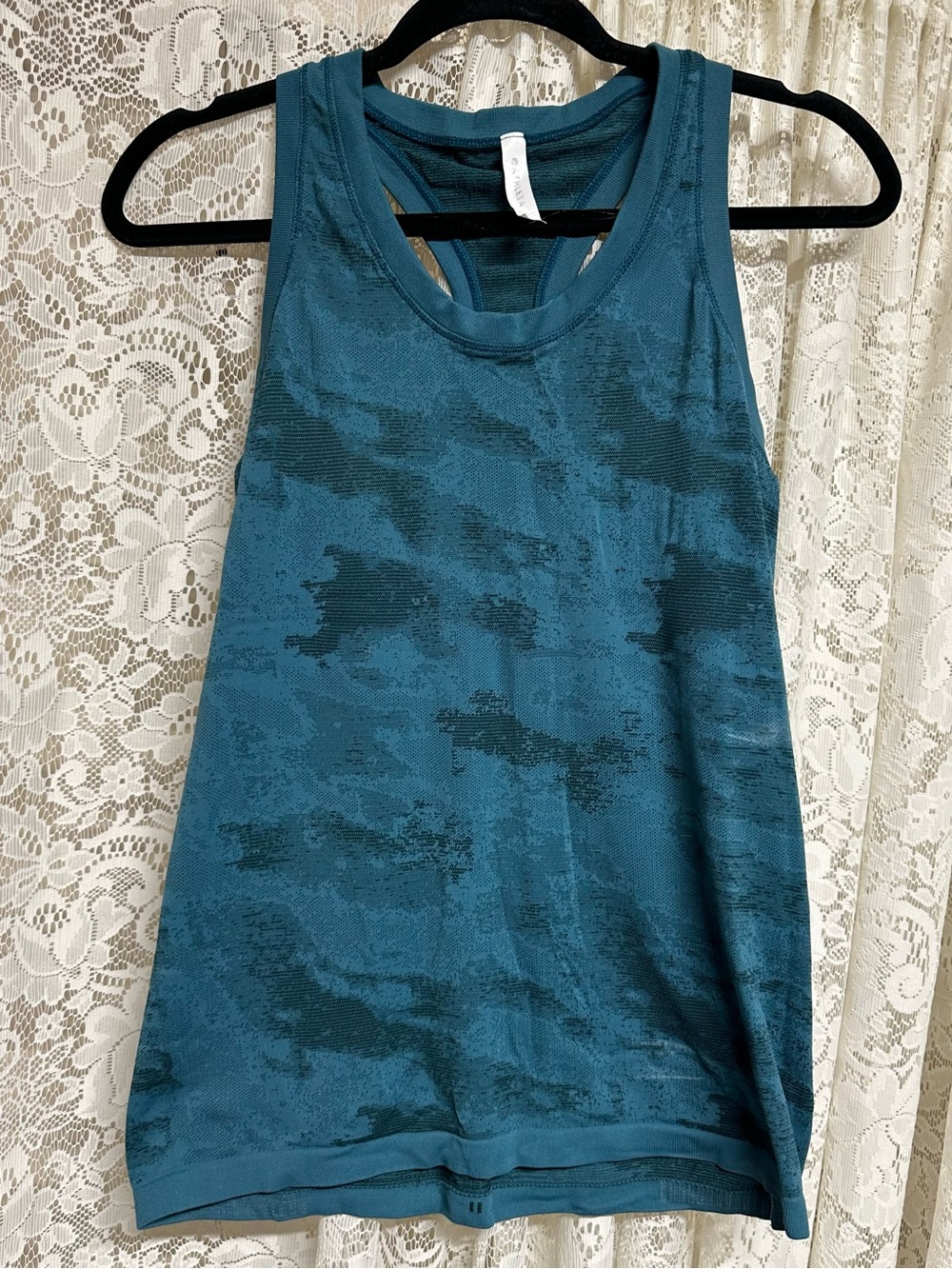 Athleta Momentum Teal Camo Tank